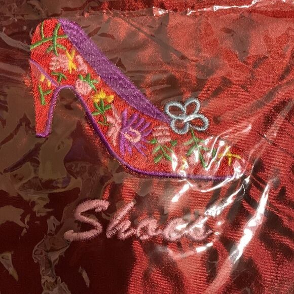 Package of three wine color shoe and/or lingerie drawstring bags - Picture 4 of 8